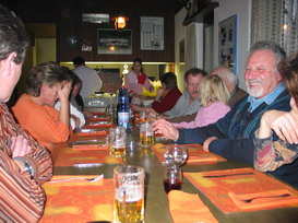 Im Vereinshaus